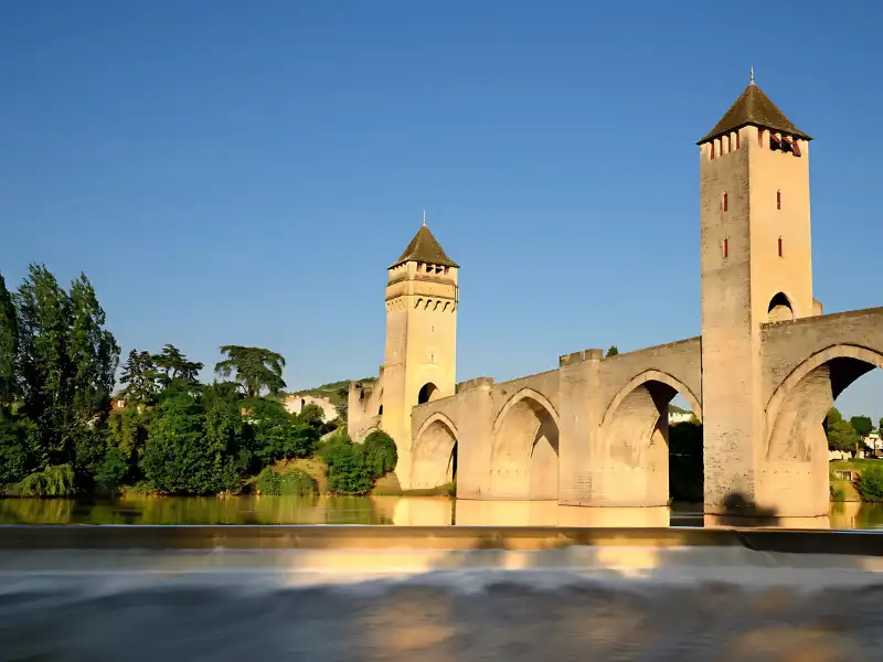 Acogida de autocaravanas en el Lot - Camping La Plage en Meyronne en el Lot y el Valle de Dordoña - Camping a orillas del río en Occitania 10