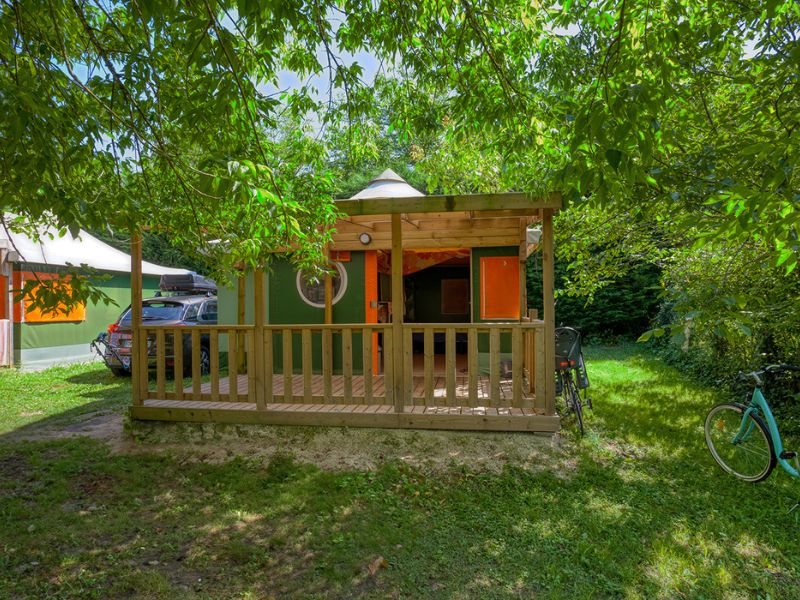 Camping La Plage in Meyronne in de Lot en de Dordogne-vallei - Camping aan de rivier in Occitanië